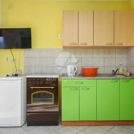 Apartment Apartments And Rooms Danitza *