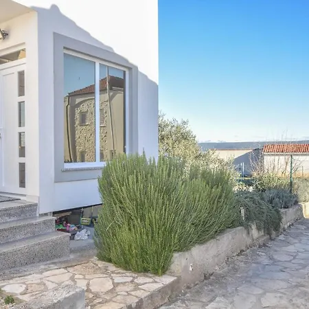 Apartment Apartments And Rooms Danitza *