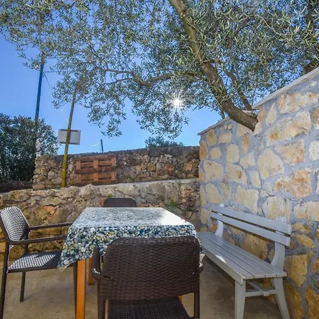 Apartments And Rooms Danitza Lejlighed *