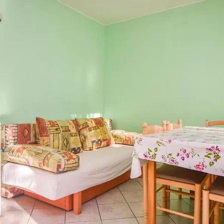 Apartments And Rooms Danitza Dobropoljana