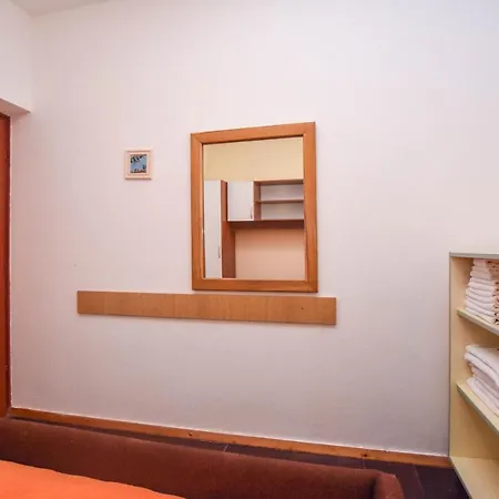 Apartments And Rooms Danitza Lejlighed *